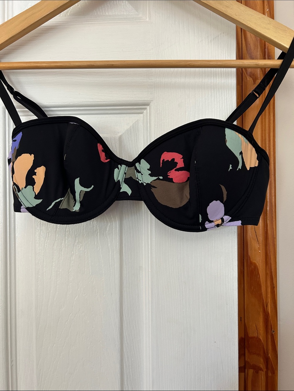 Calvin Klein Black Floral Underwire Bra with Multicolor Patches